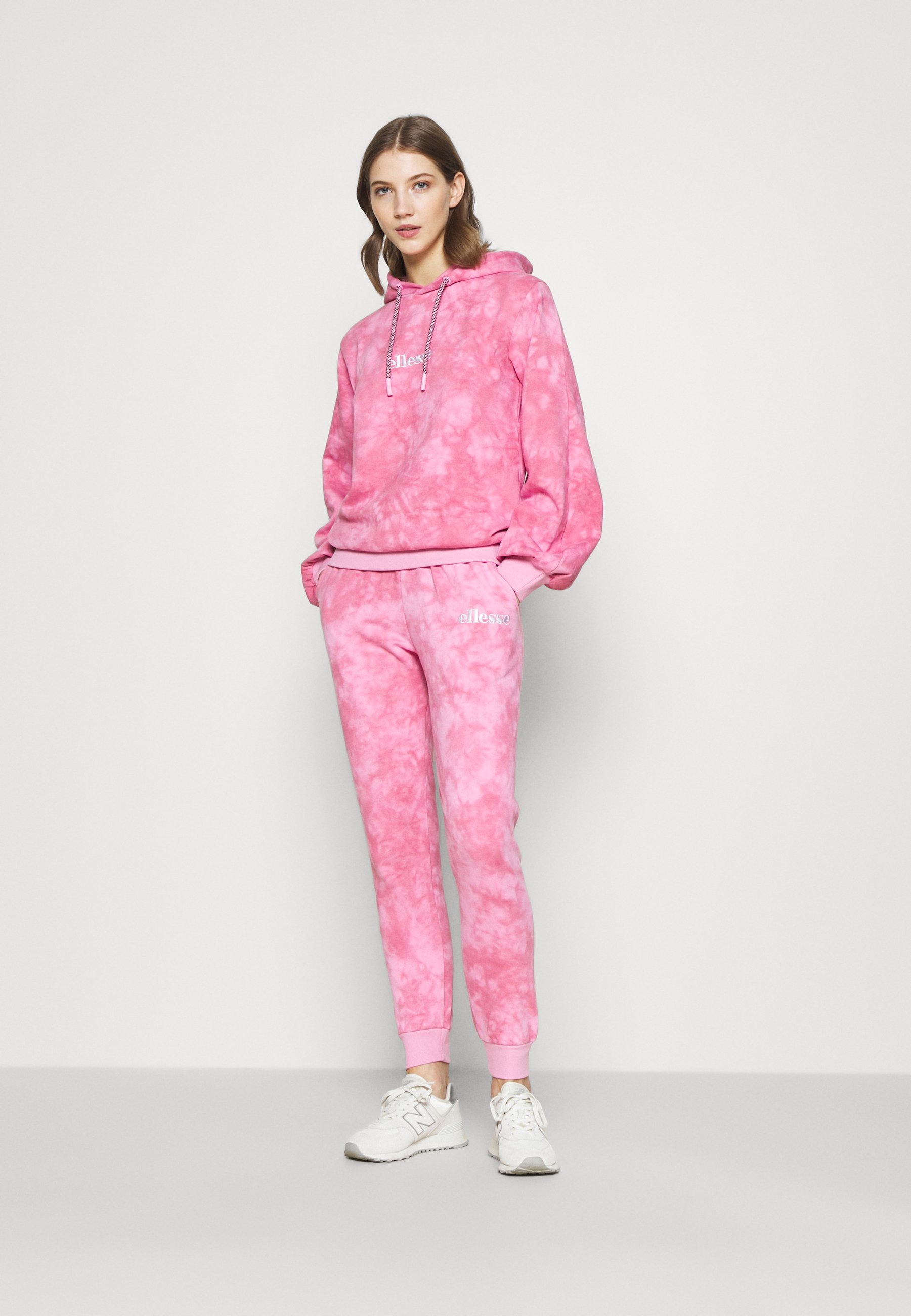 pink ellesse hoodie