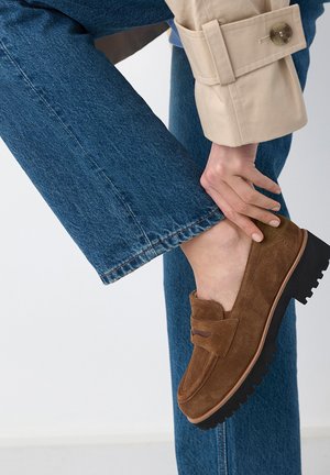 Paul Green, PAUL GREEN DAMEN - SLIPPER & MOKASSIN 1233-001 BRAUN 40 - Slip-ons - braun