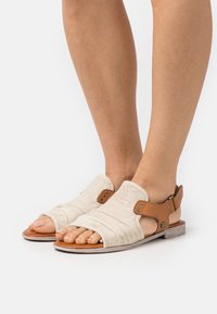 Mustang - Sandals - jeansbeige Thumbnail Image 1