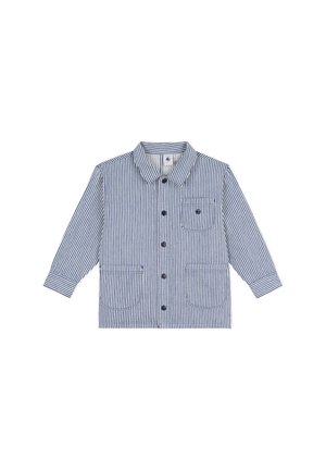 Langärmliges Hemd mit blauen und weißen vertikalen Streifen, Kragen, Knopfverschluss und drei Taschen, darunter eine Brusttasche mit Knopf.