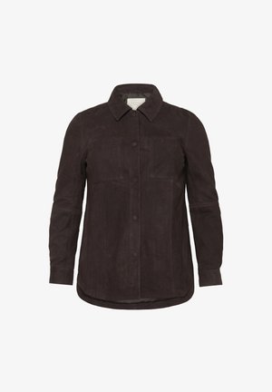 Veste en daim marron foncé avec un col, poches avant et fermeture à boutons. Dispose de manches longues et d'un ourlet arrondi.