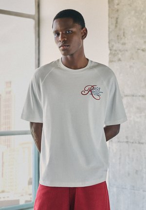 Bershka, - T-shirt z nadrukiem