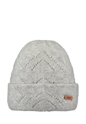 Bonnet en tricot gris avec un motif texturé, présentant un revers plié et une petite étiquette de marque marron à l'avant.