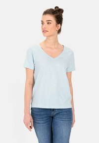 camel active V-NECK  - T-shirt basic - light blue