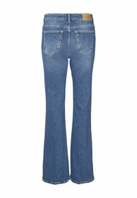 Jeans évasés en denim bleu à lavage moyen, avec une taille haute, deux poches arrière et de subtils détails de couture sur les coutures.