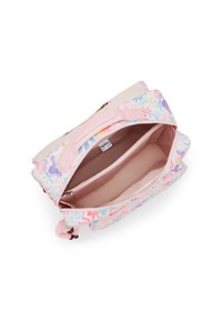 Kabelka s multikulturním květinovým vzorem a zipovým uzávěrem. Měkká růžová látka a texturované akcenty. Vnitřek obsahuje dva oddíly a značkovou visačku.