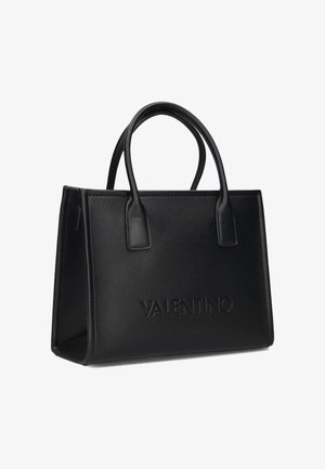 Bolso Valentino de cuero negro con dos asas superiores y logo en relieve en el frente, forma rectangular, diseño estructurado.