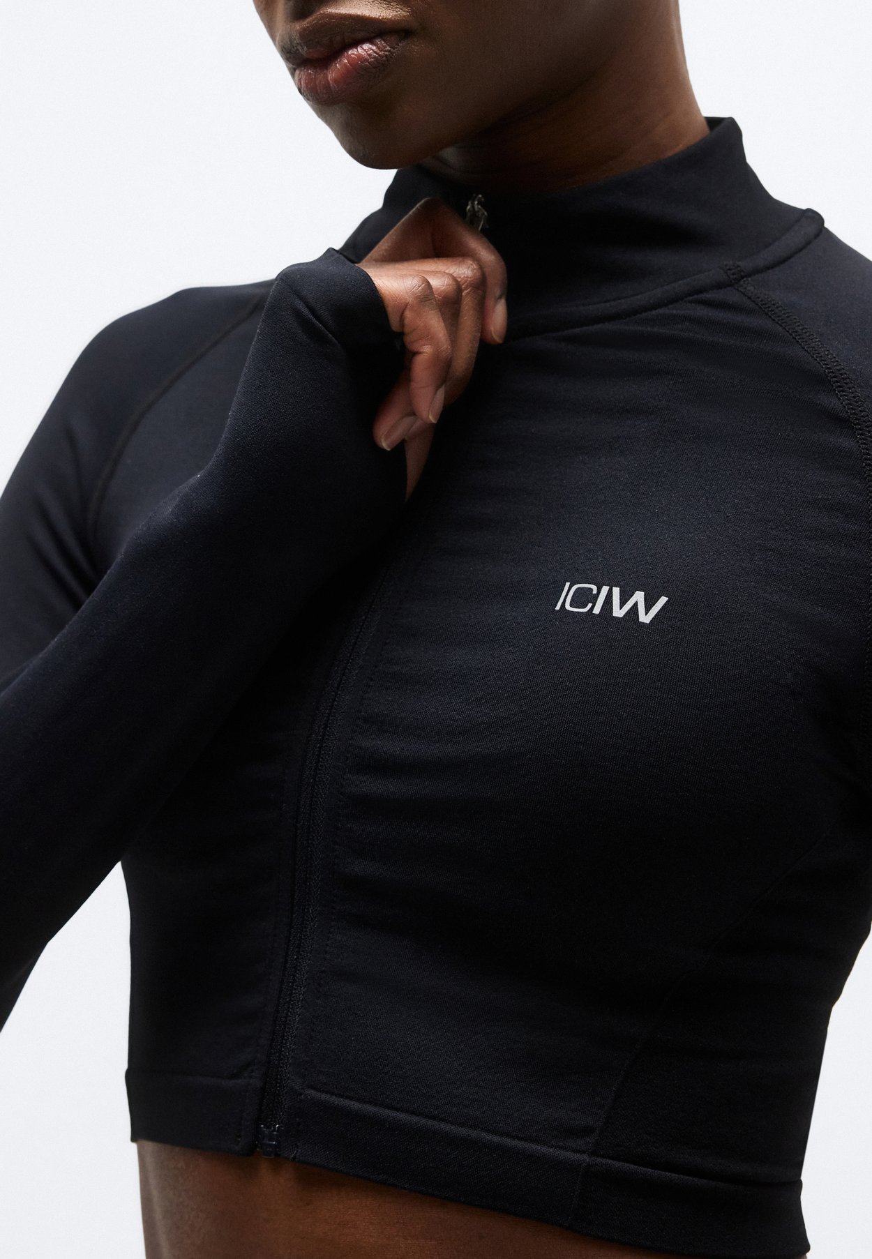 DEFINE SEAMLESS CROPPED ZIP JACKET
