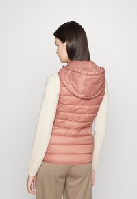 ONLY Tall ONLNEWTAHOE HOOD WAISTCOAT - Colete - burlwood