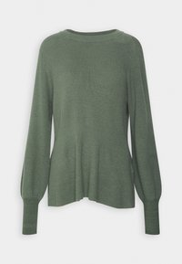 Pull en maille vert olive à manches longues avec encolure ronde et bas légèrement évasé.