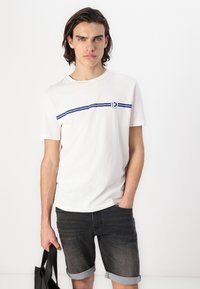 TOM TAILOR DENIM TRIPLE PACK PACKAGING 3 PACK - Print T-shirt - gardenia white