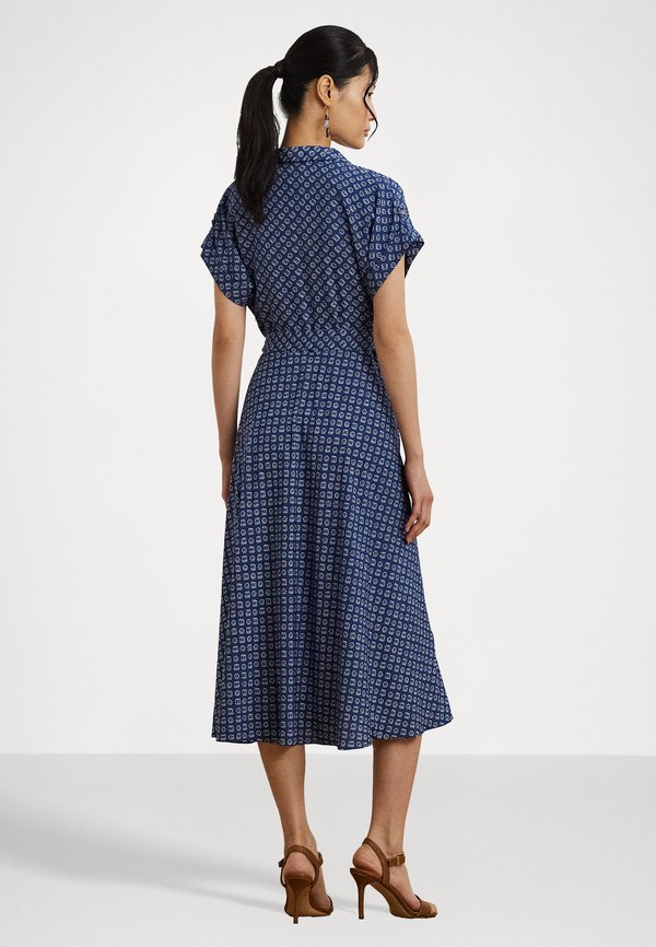 Geo Print Belted Crepe Dress - Shirt dress2