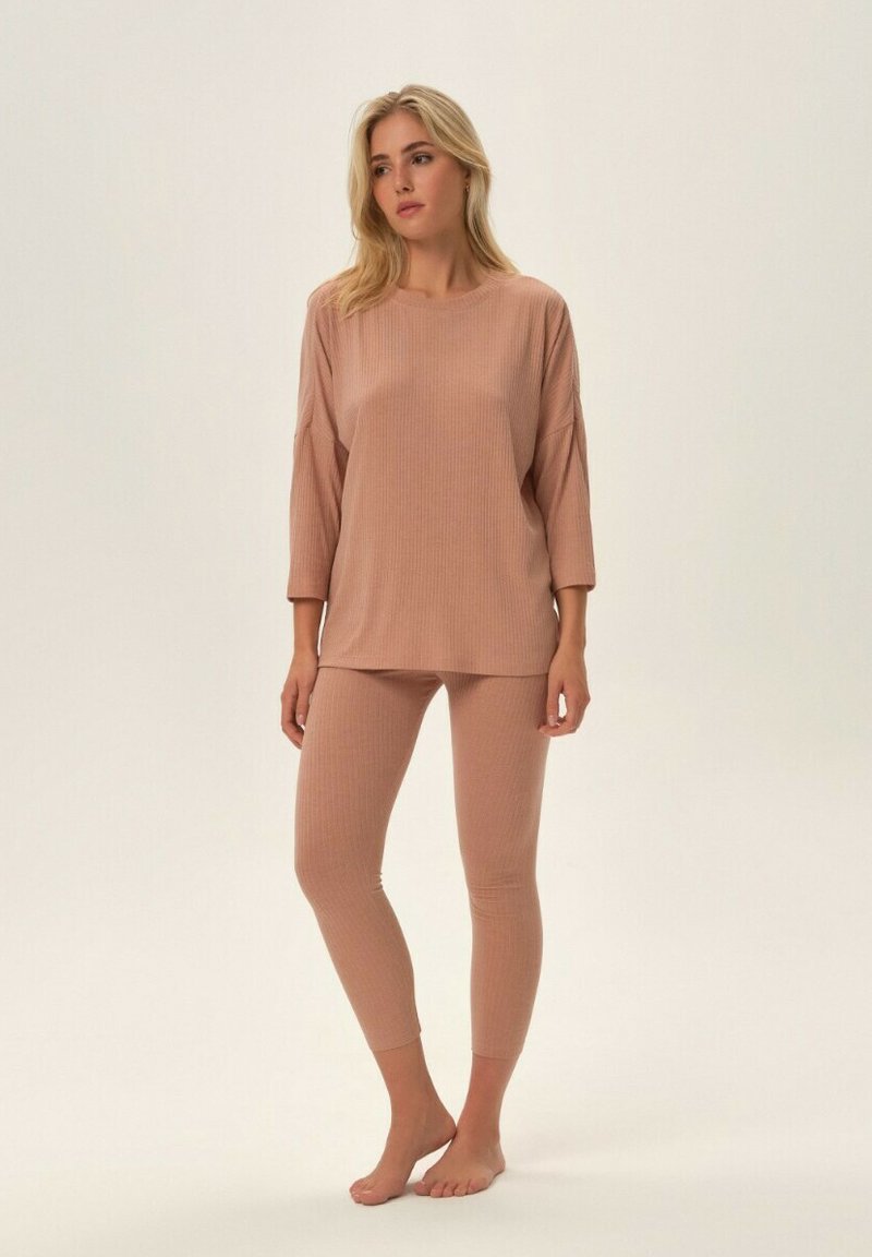 Henderson - Zestaw bielizny nocnej