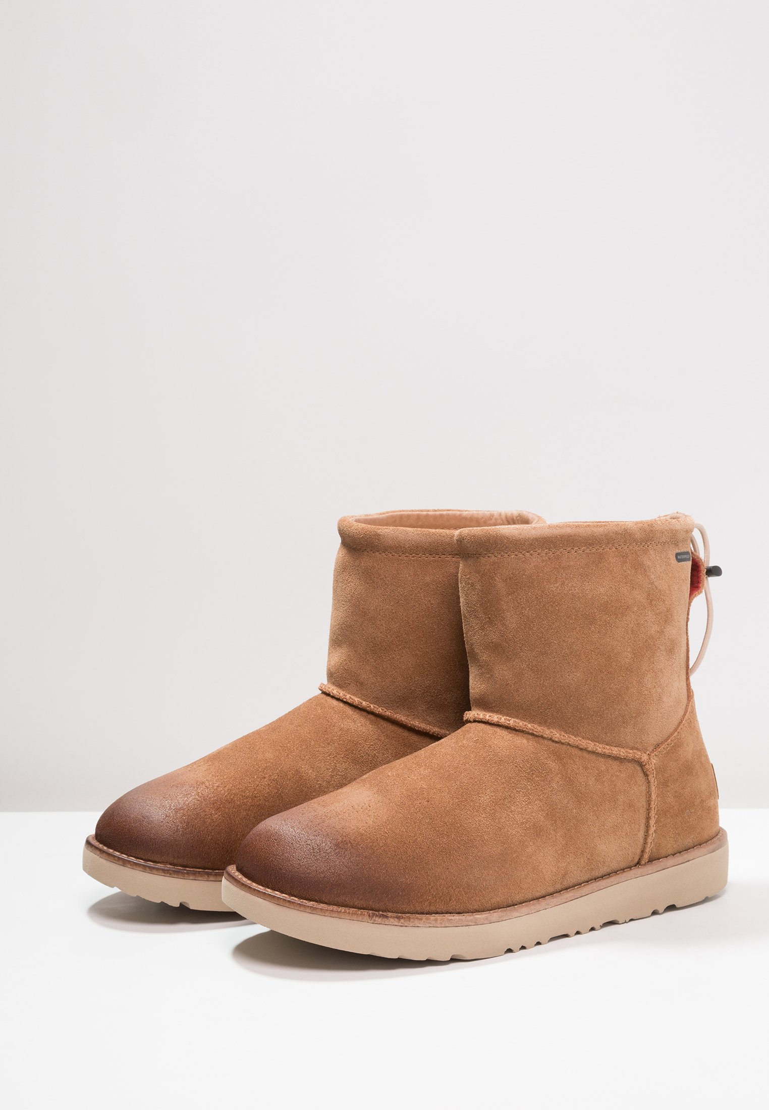 cognac uggs