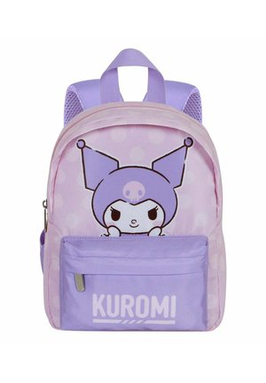 Mochila morada y rosa con lunares, con un personaje de dibujos animados en la parte delantera y un bolsillo delantero con cremallera. Correas ajustables.