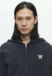 DOUBLE A BY W.W. CURT ZIPPER - Strickjacke - salute