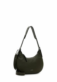 Piccolo borsa in pelle verde oliva con una finitura testurizzata, caratterizzata da una forma curva, tracolla regolabile e dettaglio con zip metallica.