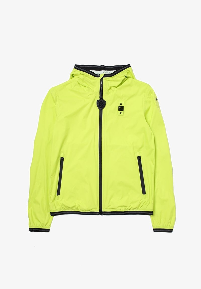 Giacca leggera gialla neon con cappuccio, cerniera nera e dettagli neri, due tasche laterali e polsini elasticizzati. Presenta un logo del marchio sul petto.