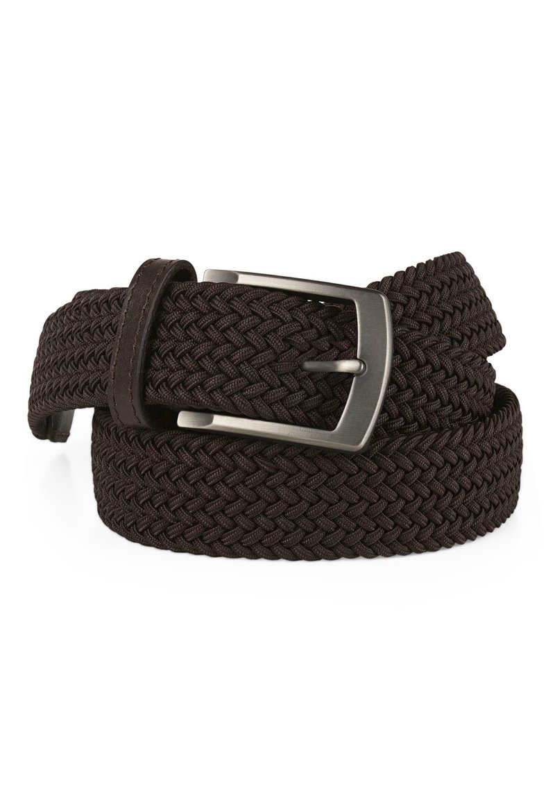 Cinturón trenzado de color marrón oscuro hecho de tejido trenzado, que presenta una hebilla de metal tono plateado con un solo gancho y un borde de cuero suave.