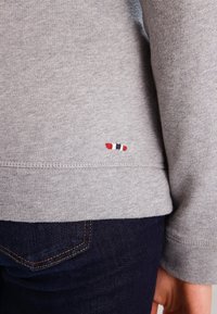 Napapijri Sudadera con cremallera - grey