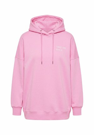 Różowa bluza z kapturem i kieszenią z przodu oraz sznurkami, z białym napisem „TAKE ME BACK” na lewej stronie klatki piersiowej.
