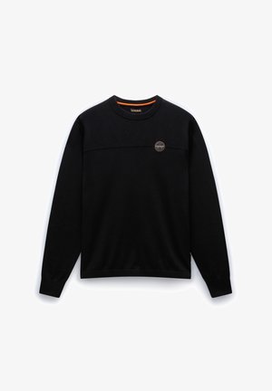 Sudadera negra con un panel superior texturizado, puños acanalados y un parche de logo redondo en la parte delantera. Presenta un acento naranja en el cuello.