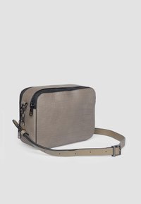 s.Oliver TAS - Schoudertas - cognac