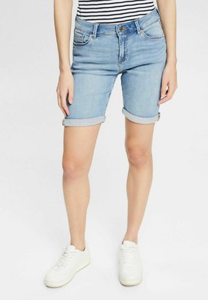 Denim shorts - blue light wash