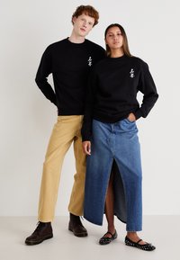 Jack & Jones JORHONOR UNISEX czarny