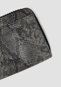 s.Oliver IN REPTILIEN - OPTIK - Geldbörse - grau meliert