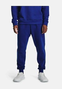 Under Armour RIVAL FLEECE - Spodnji deli trenirk - royal