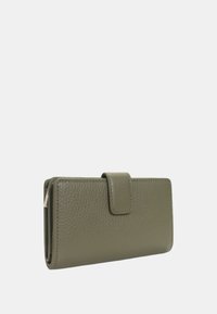 Coccinelle METALLIC SOFT - Portafoglio - green