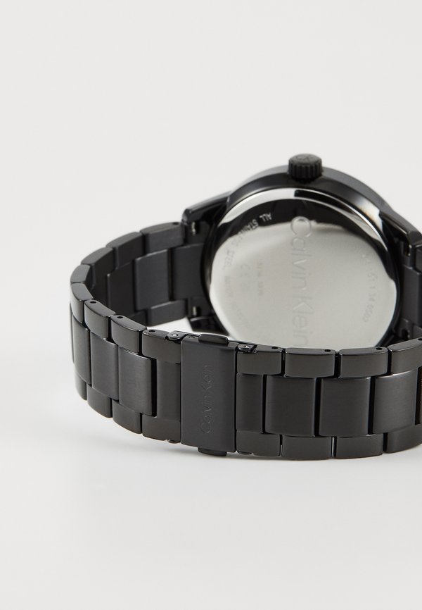 MINIMALIST PILOT - Watch4