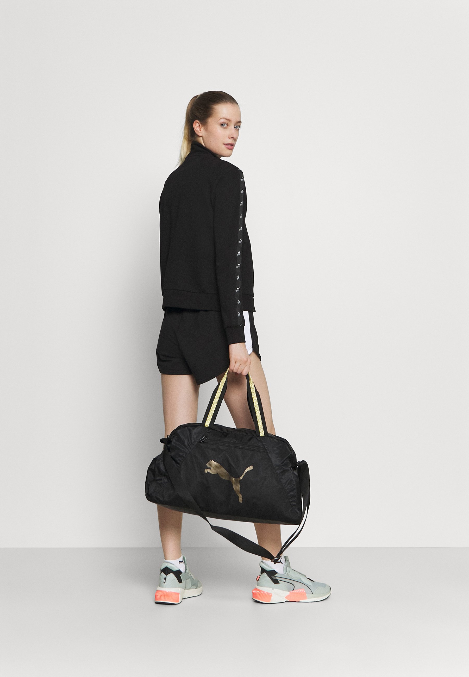 Damen GRIP BAG 25 L - Sporttasche Damen GRIP BAG 25 L - Sporttasche