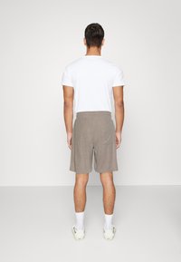 Redefined Rebel KOBE - Shorts - string