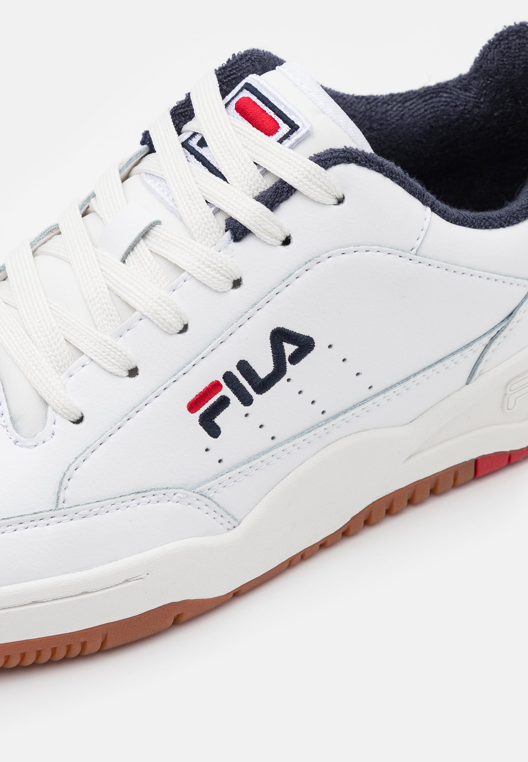 fila classic trainers