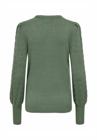 Zelena pletena sweatshirt z okroglim izrezom, z teksturiranimi pufastimi rokavi in ribastim robom. Rokavi imajo vzorec, podoben čipki.