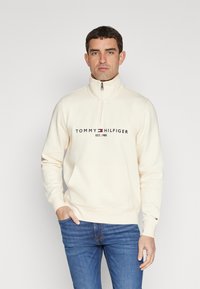 Tommy Hilfiger LOGO MOCK NECK - Mikina - calico