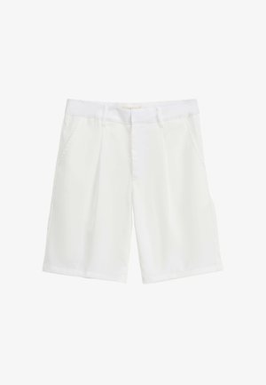 Shorts plissés blancs en tissu léger, avec poches latérales et coupe droite, conçus pour un usage décontracté.