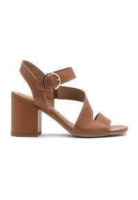 Sandal cu toc înalt din piele maro, cu un toc gros, vârful deschis și design încrucișat. Prezintă o curea cu cataramă și o textură netedă.