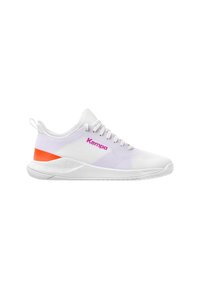 Hvid atletiksko med overdel i mesh, lilla gradientdetalje, rosa "Kempa" logo og orange accent på hælen; struktureret gummisål.
