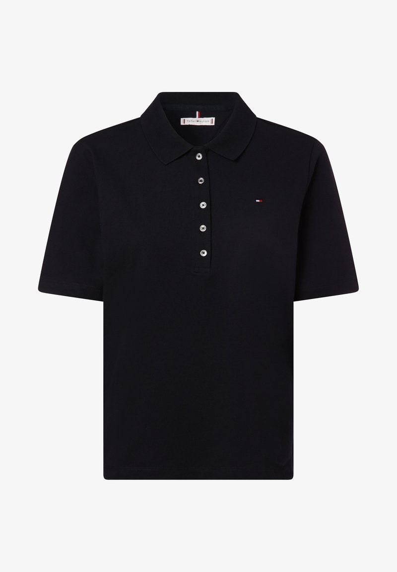 Polo noir à manches courtes avec patte à cinq boutons, petit logo rouge, blanc et bleu sur la poitrine et col classique.