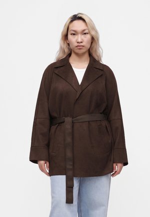 Vero Moda Curve VMCJOSELINA JACKET - Veste en similicuir - coffee bean