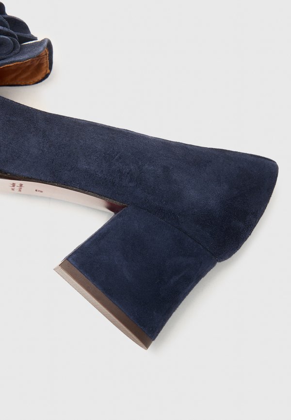 Classic heels - ante nuit2