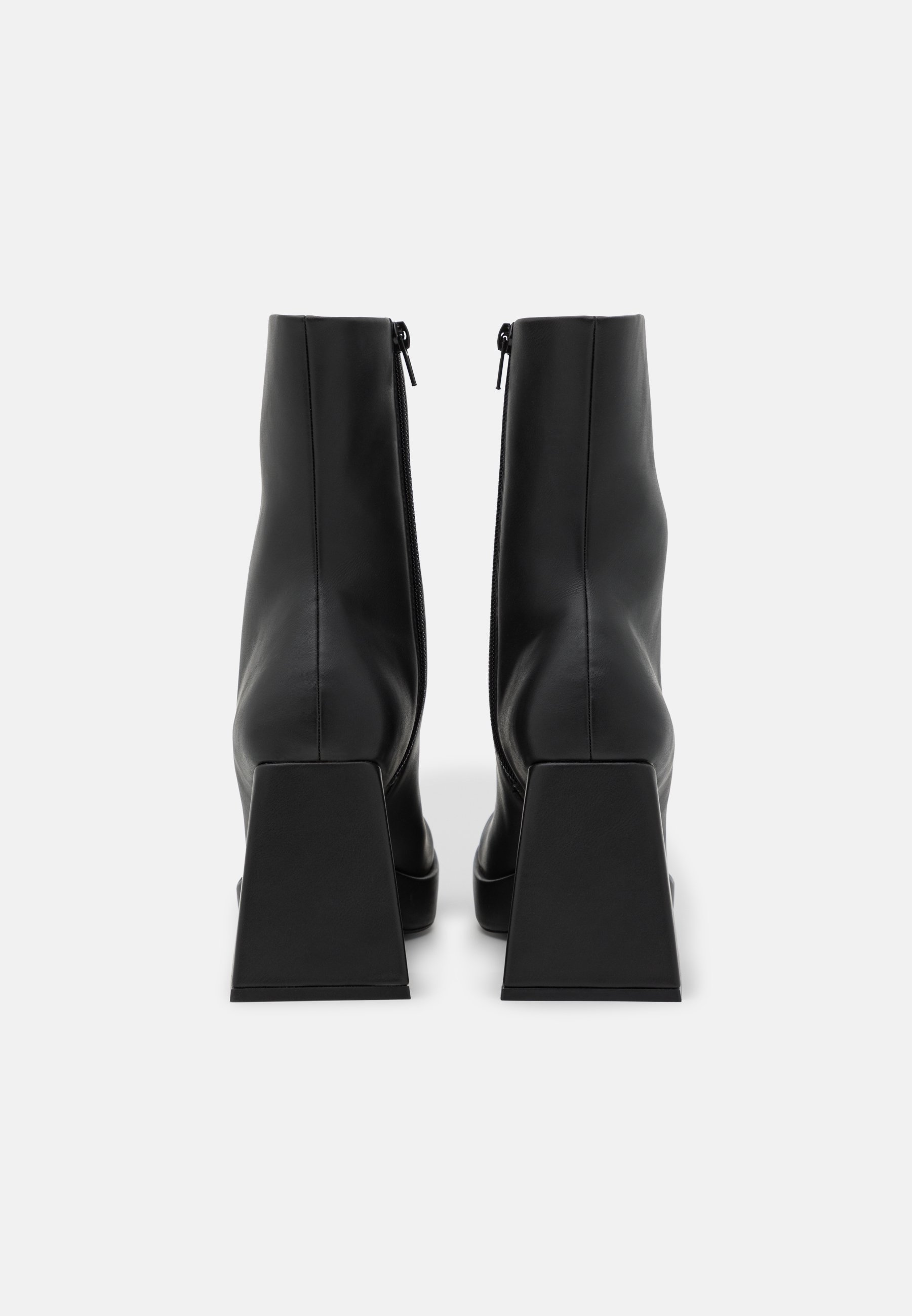 Monki Botines de tacón - black dark/negro - Zalando.es