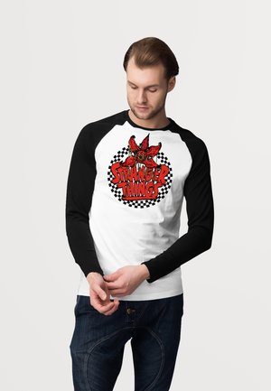 STRANGER THINGS CHECKERED CIRCLE - T-shirt con stampa - white black