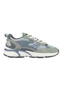 Sneaker grigio e blu realizzato in mesh e suede, con forma arrotondata, suola bianca, lacci e dettagli testurizzati sulla parte superiore e sul tallone.
