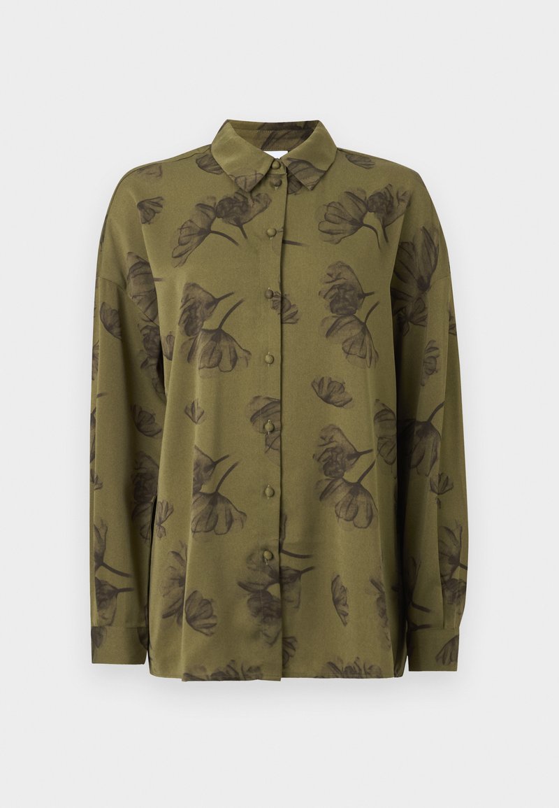 Olivegrünes Langarmhemd mit Knöpfen, dunklen Blumenmustern und spitzem Kragen.
