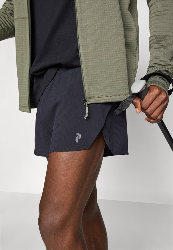 TRAIL LIGHT - Outdoor shorts2