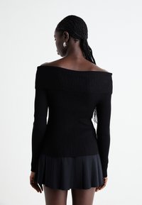 Weekday VANNA OFF SHOULDER ZIP CARDIGAN - Strickjacke - black